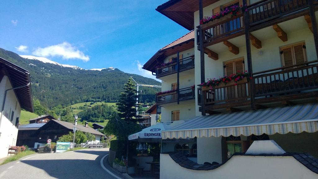 Hotel Jorgenwirt Velturno Exterior photo