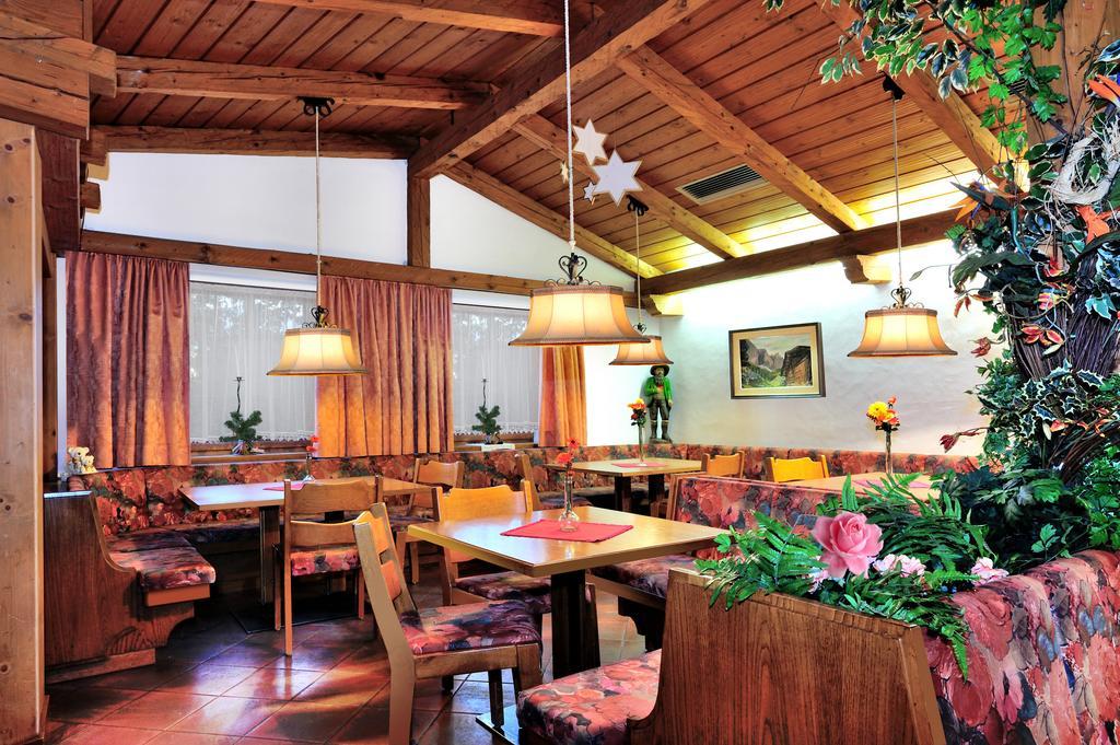 Hotel Jorgenwirt Velturno Exterior photo